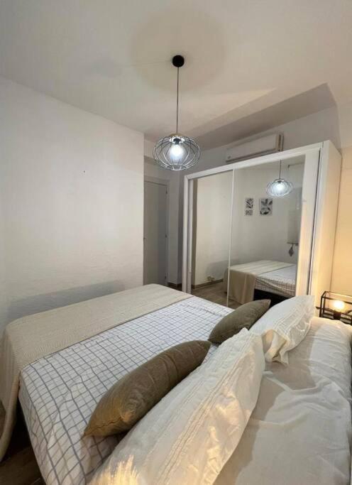דירות בנידורם Apartamento Centrico Y En Primera Linea De Playa מראה חיצוני תמונה