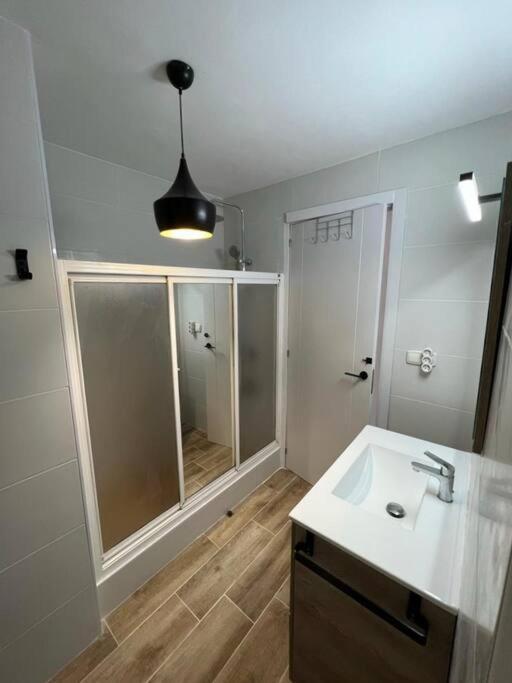 דירות בנידורם Apartamento Centrico Y En Primera Linea De Playa מראה חיצוני תמונה