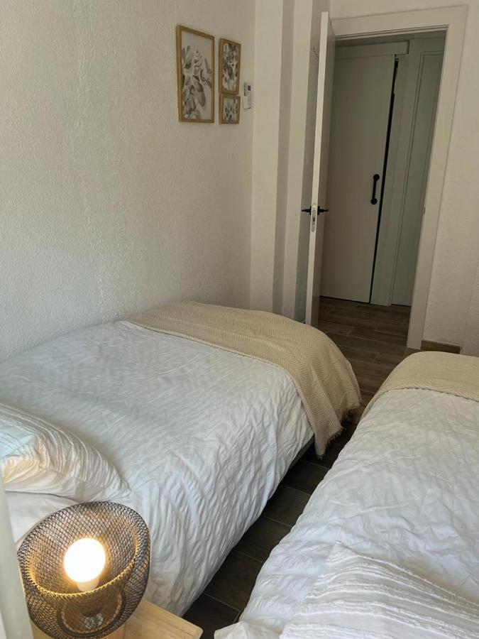 דירות בנידורם Apartamento Centrico Y En Primera Linea De Playa מראה חיצוני תמונה